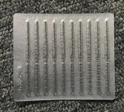 Aluminum foil package steel flat handle acupuncture needle